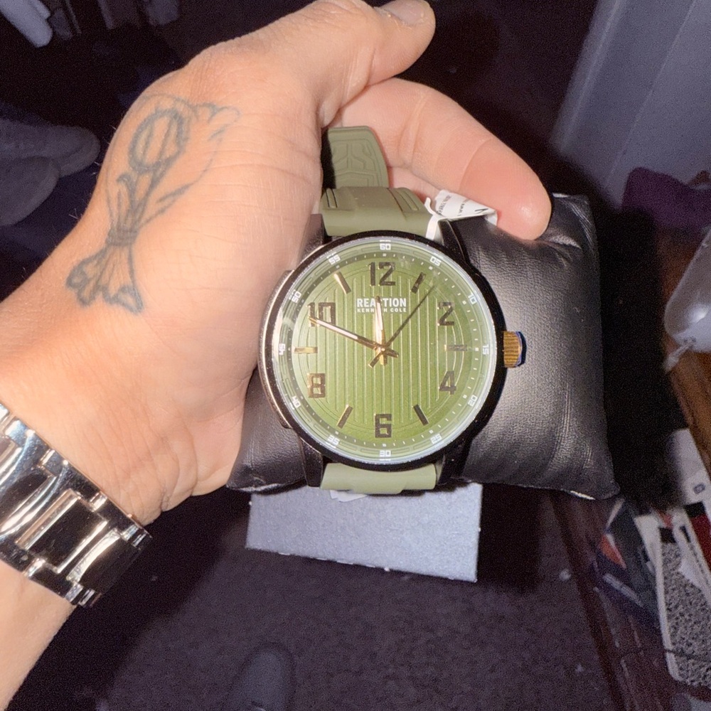 Kenneth Cole Reaction Green Military-Style Watch